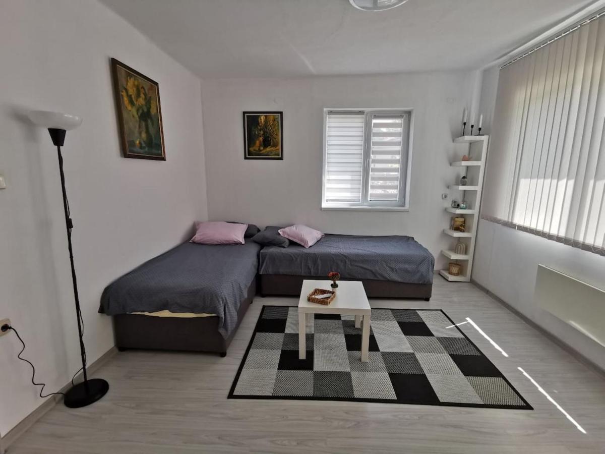 Mira Home Weliko Tarnowo Exterior foto